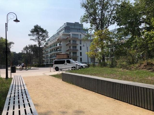 Apart Park - Albus 211 Z Parkingiem W Cenie Swinoujscie Bagian luar foto